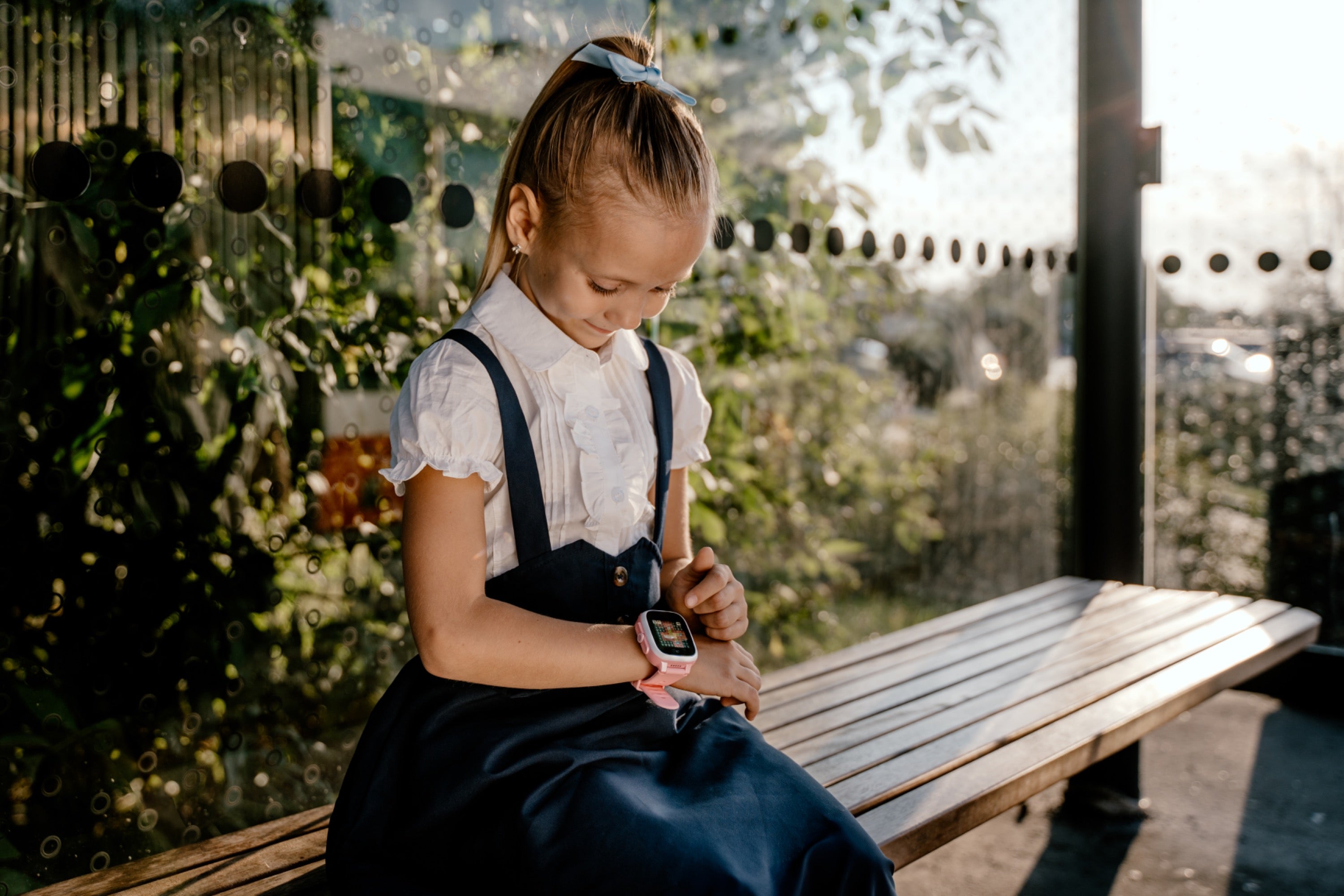 Why are parents choosing kids' smartwatches over phones?