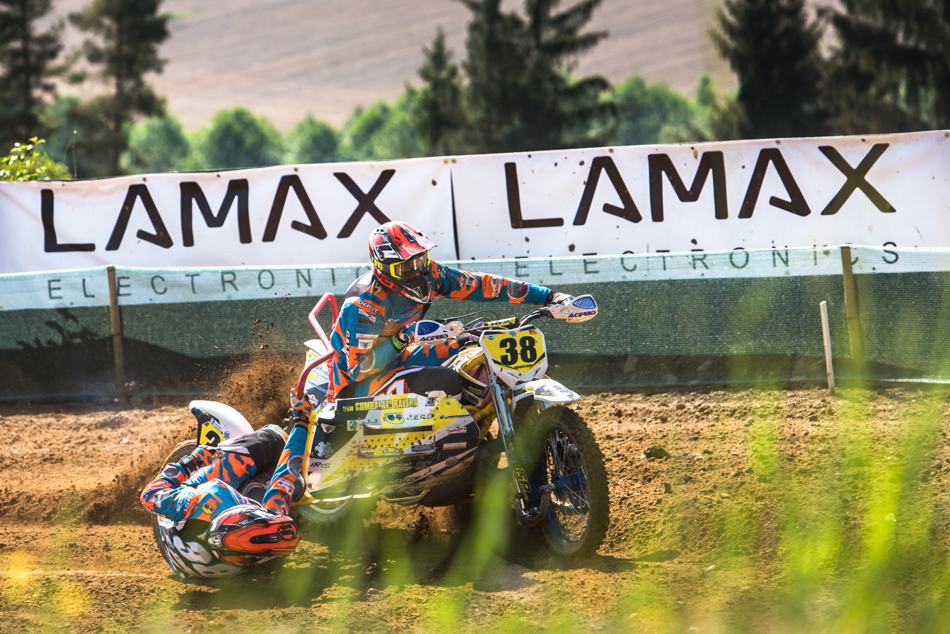 Partner sidecarcrossových závodů
